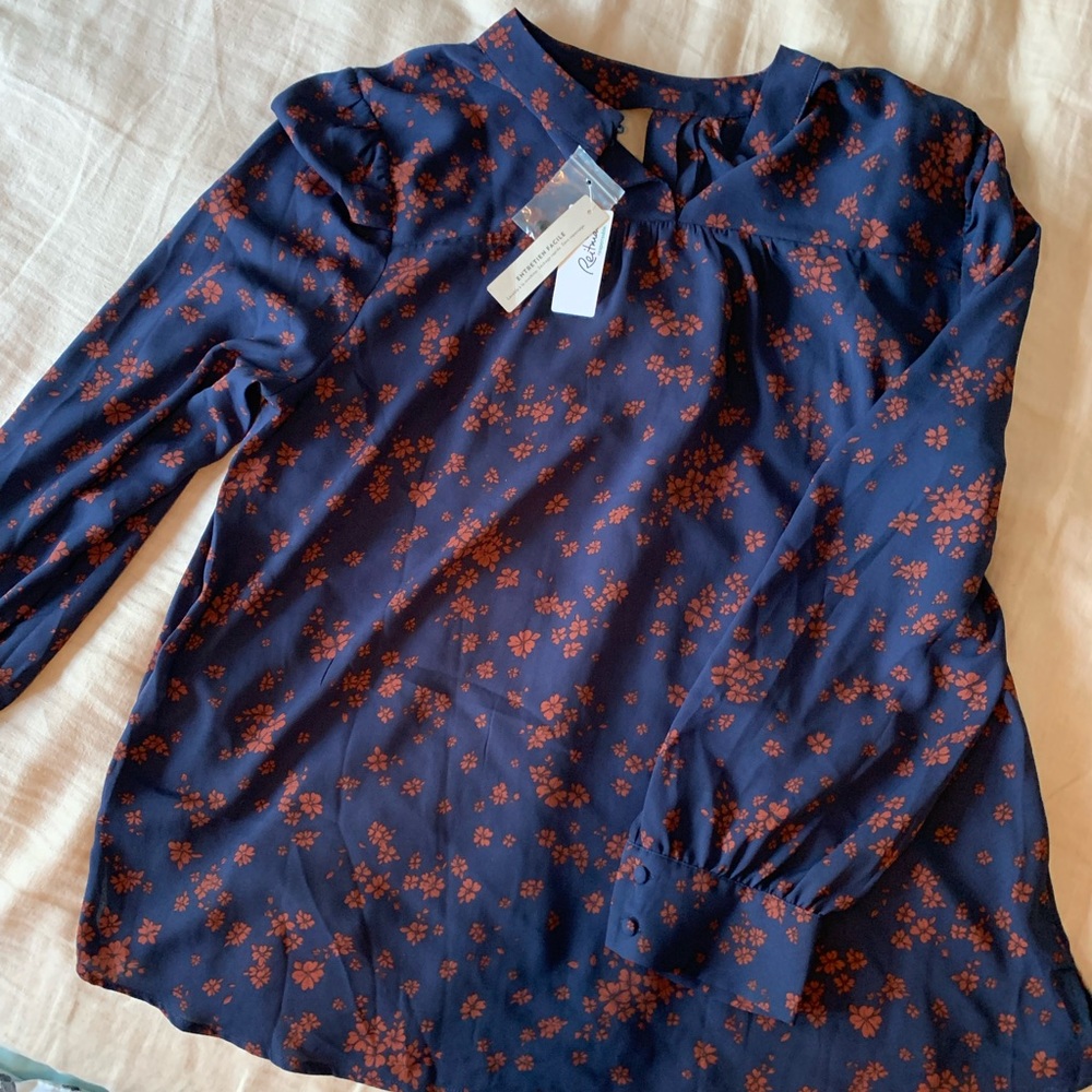 Womens Blouse Size L, Reitman’s Signature